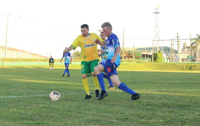 Aimoré goleia Copagril e conquista 2ª vitória no Municipal; neste domingo tem mais jogo