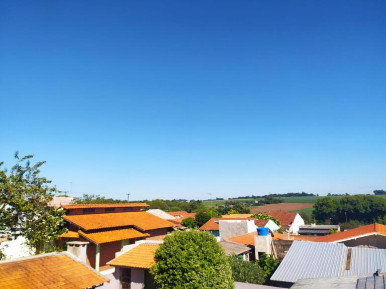 Confira como fica a previsão do tempo neste Dia das Mães