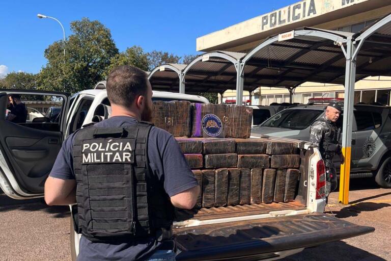 Polícia Militar apreende 1,5 tonelada de droga e munições em Cascavel e Pato Bragado