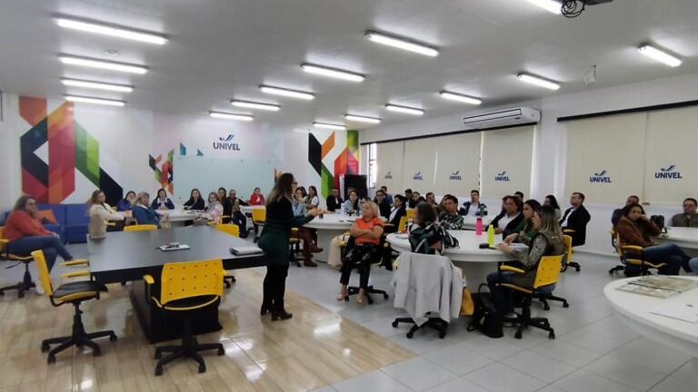 50 municípios dos Oeste participam de formação em cartografia social e desafios de educação ambiental