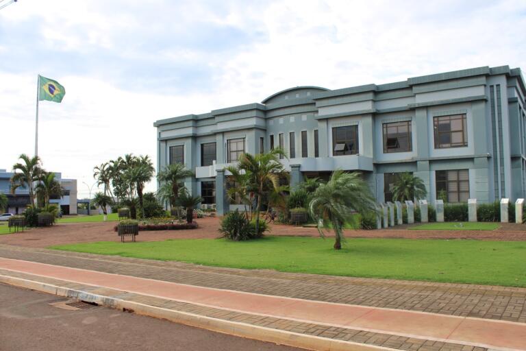 Prefeitura de Mercedes abre inscrições para concurso público; veja a lista de cargos