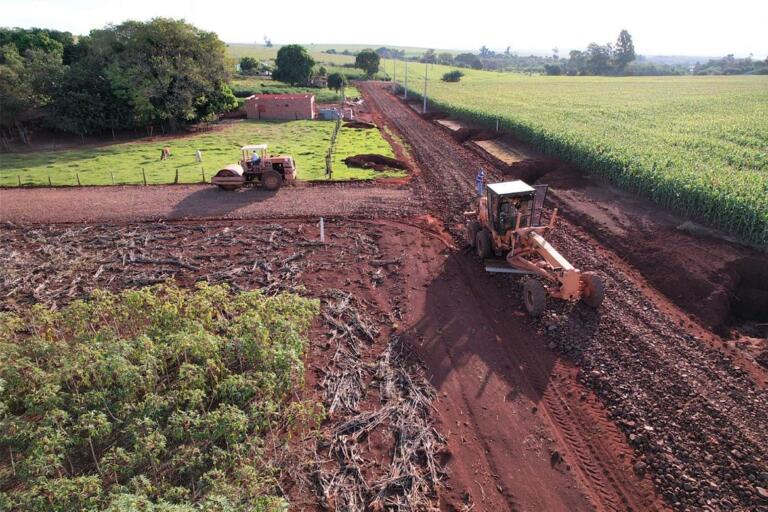 Regularização de estradas no distrito de Três Irmãs entra na reta final