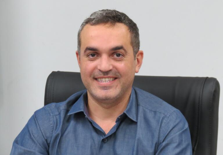 Juliano Oliveira solicita melhorias no CMEI Pequeno Príncipe e Escola Jean Piaget