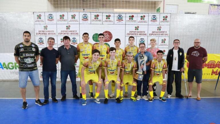 AACC segue com hegemonia no Circuito Oeste de Futsal; Feminino é bronze