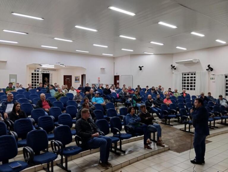 Produtores aprovam adesão de Quatro Pontes ao programa de bioenergia e saneamento rural