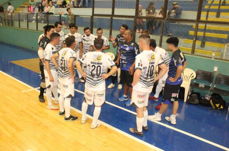 Brilha Inox vence fora de casa e assume liderança do Troféu Difusora