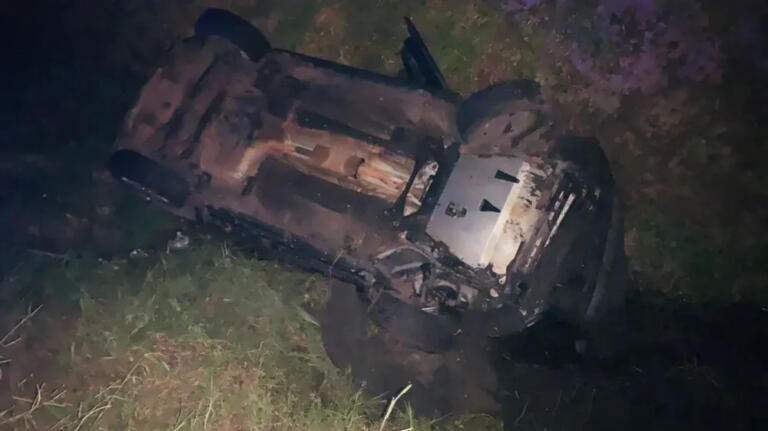 Ex-governador Orlando Pessuti sofre acidente na BR-376 após desviar de toras na pista