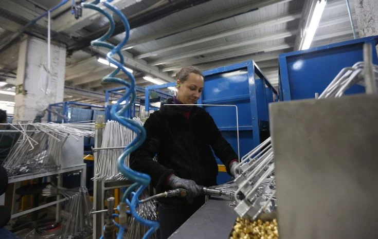 Produção industrial do Paraná cresce 0,4% em fevereiro, aponta IBGE