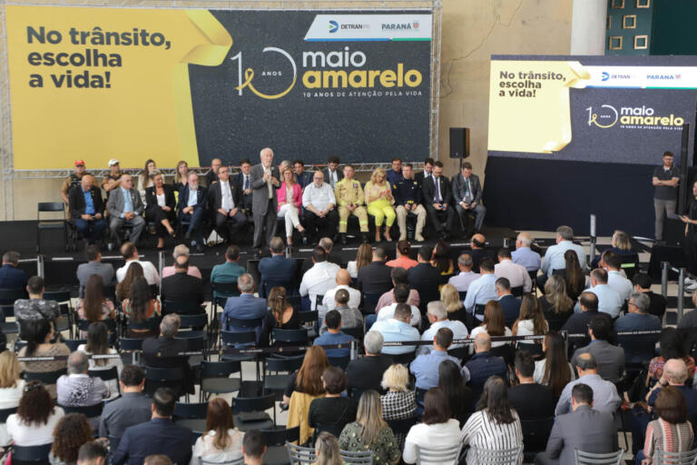 Quatro Pontes é contemplado com ordem de serviço para execução de revitalização da sinalização viária urbana