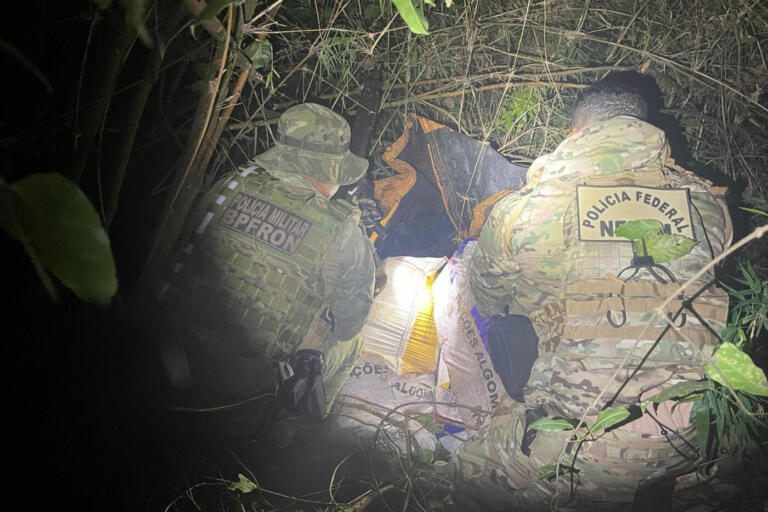 Forças de segurança apreendem 500 quilos de drogas em operações na região de fronteira