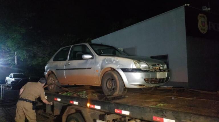 Ford Fiesta furtado em Mercedes é recuperado pela PM de Cascavel