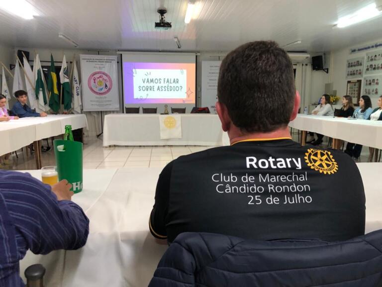 Rotary Club 25 de Julho promove palestra sobre “Assédio” para sócios e familiares