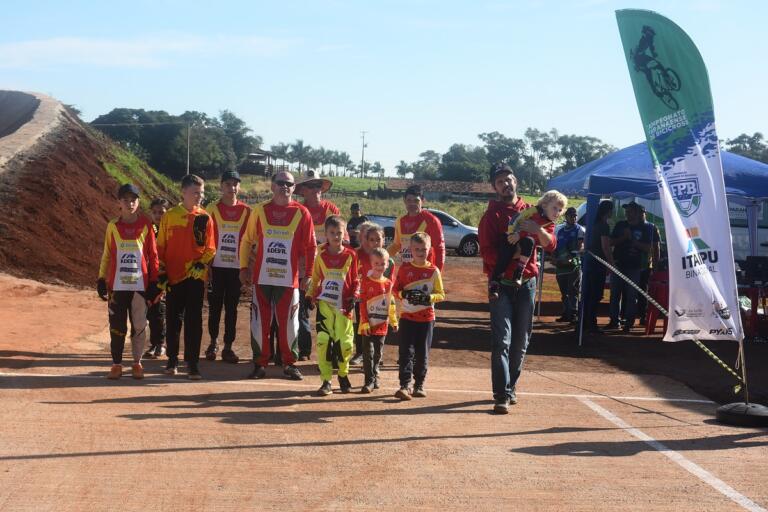 Etapa do Paranaense de Bicicross reúne 148 atletas em Mercedes