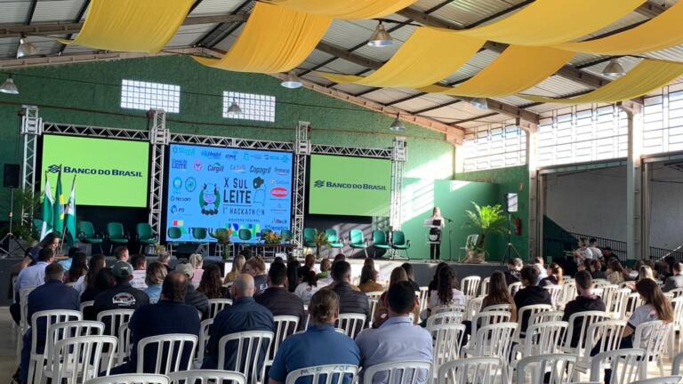 Começa o 10º Simpósio Sul Leite; programação segue até sabado em Marechal Rondon