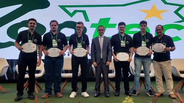 Acadêmicos da Unioeste são premiados pelo 2º lugar conquistado na Olímpiada Brasileira de Zootecnia