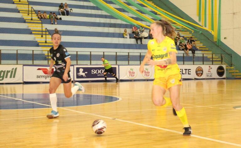 Líder! AACC vira sobre Cantagalo e assume a ponta da Série Ouro