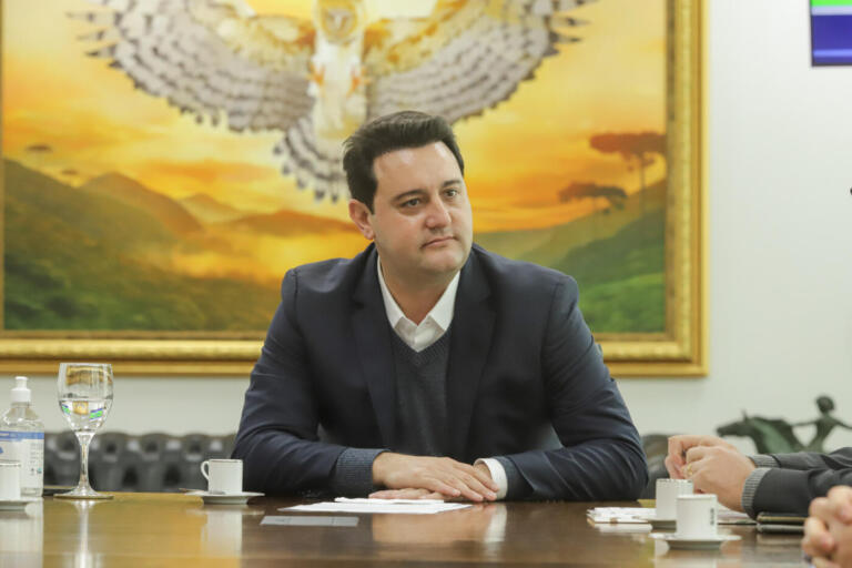 Incluído em pesquisa presidencial, Ratinho surpreende e desponta no cenário de 2026