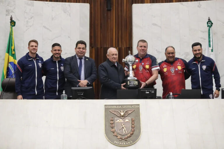 Bicampeão das Américas, Cascavel Futsal é reverenciado na Assembleia Legislativa do Paraná