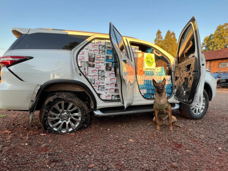 BPFron recupera veículo furtado e apreende carga de cigarros em Marechal Rondon