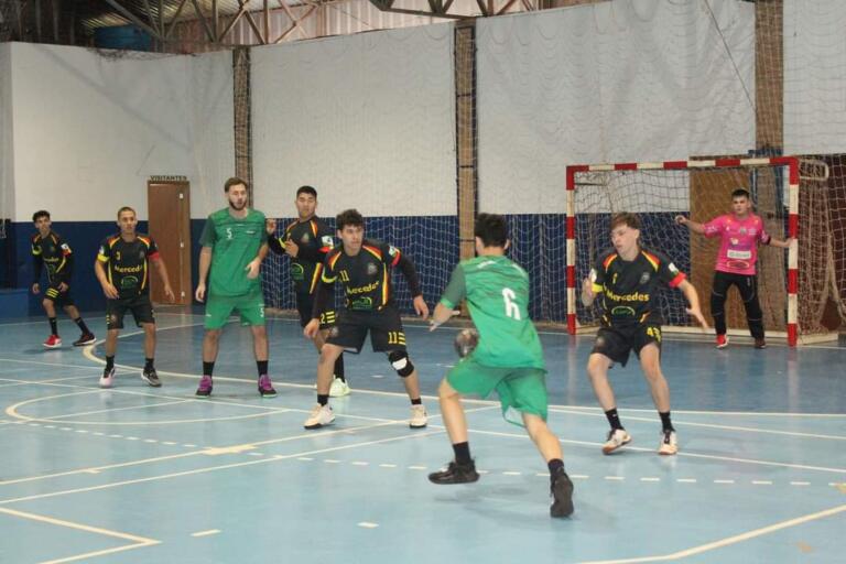 Handebol de Mercedes é campeão dos Jogos da Juventude do Paraná