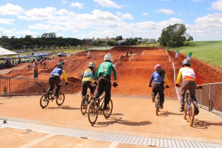 Mercedes sedia Etapa do Paranaense de Bicicross neste final de semana