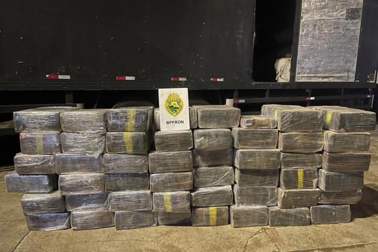 Caminhão com uma tonelada de maconha é apreendido em Medianeira