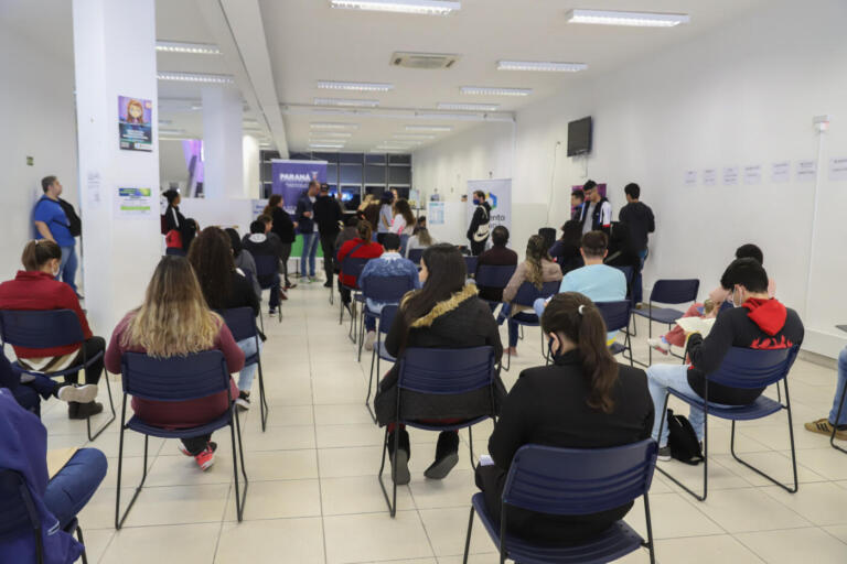 Agências do Trabalhador iniciam a semana com 14,5 mil vagas em todo Estado