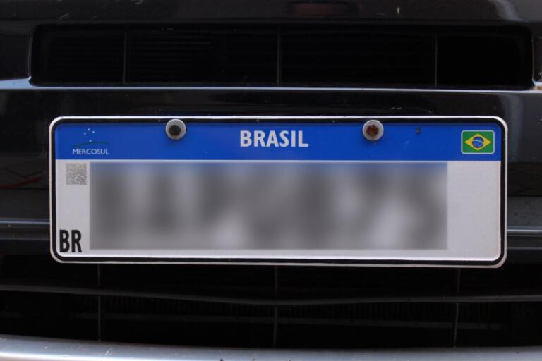 Indicação de cidade nas placas de veículos pode voltar