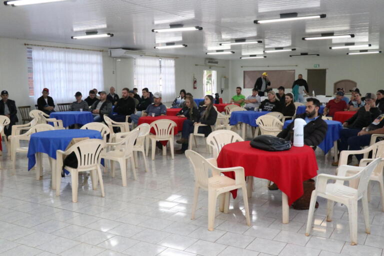 Confira o que rolou no 2º Encontro Bragadense de Produtores de Leite