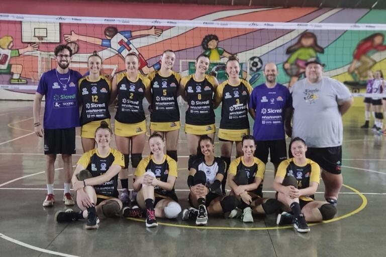 Vôlei feminino rondonense vira sobre Toledo e conquista o título da Fase Regional dos JAP’S