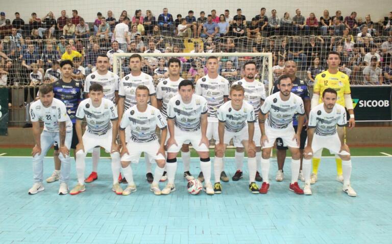 Brilha Inox vence outra vez e avança à semifinal do Troféu Difusora