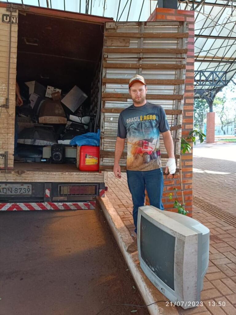 Quatro Pontes coleta mais de 1,6 mil quilos de lixo eletrônico