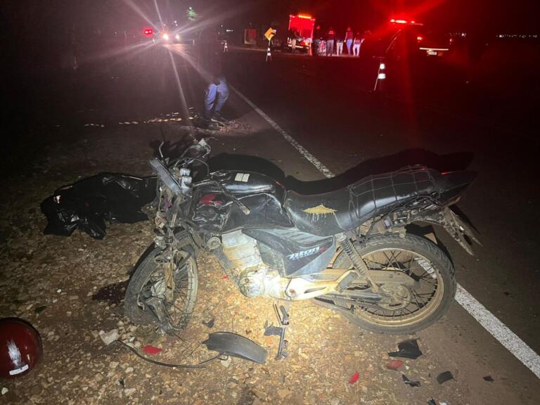 Acidente em frente ao aeroporto de Marechal Rondon deixa dois mortos