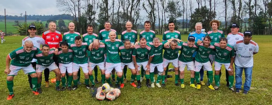 Competição para jovens e masters, Paraná Bom de Bola define