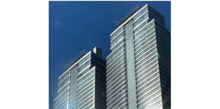 “Prédio de Neymar” em Balneário Camboriú balança durante passagem de ciclone