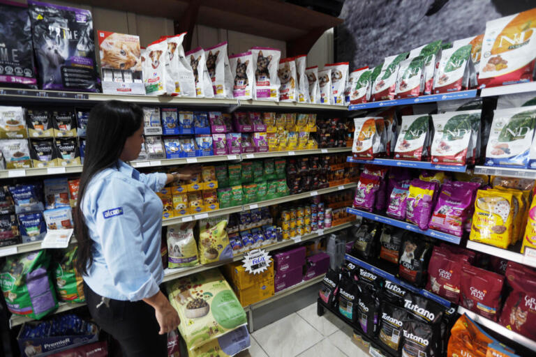 Com quase 71 mil novas vagas, Paraná lidera geração de empregos no Sul no 1º semestre