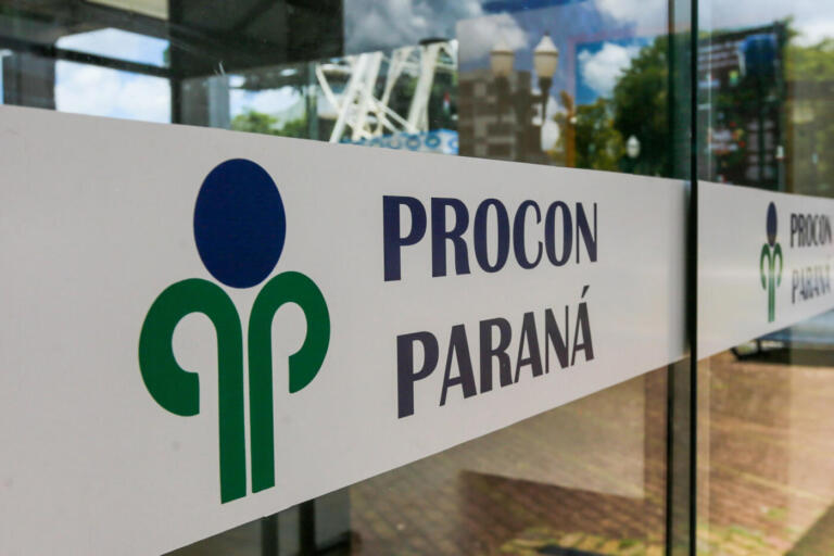 Dívidas: Procon do Paraná tem mutirão para renegociação. Veja como participar