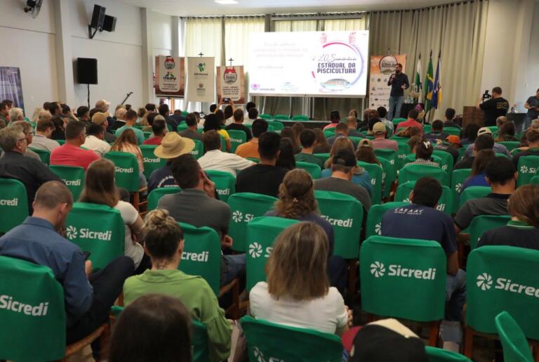 20º Seminário Estadual da Piscicultura reúne cerca de 300 pessoas em Maripá