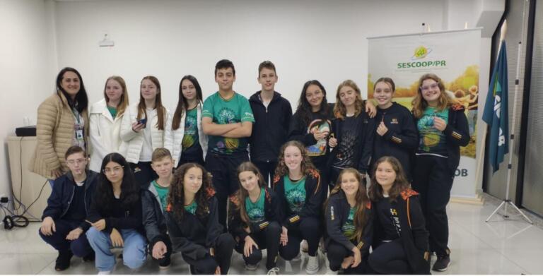 Alunos da Coopermartin iniciam projeto empreendedor