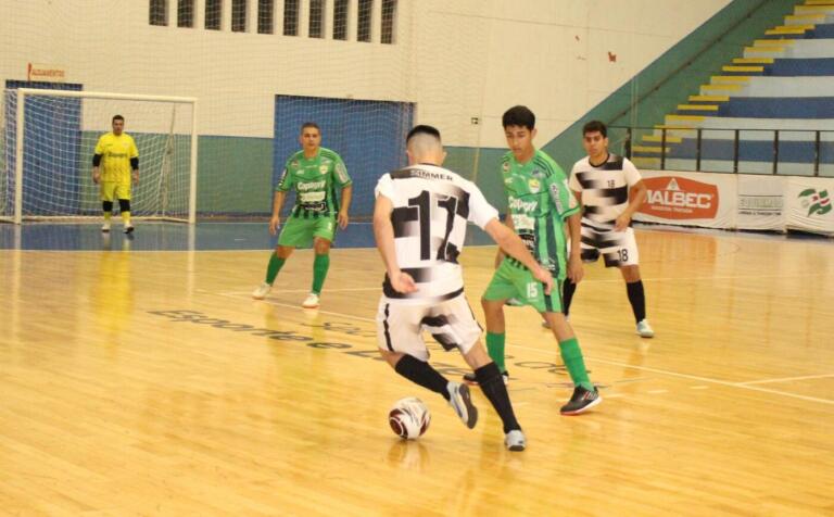 AACC e RHS são os primeiros classificados para quartas de final do Municipal