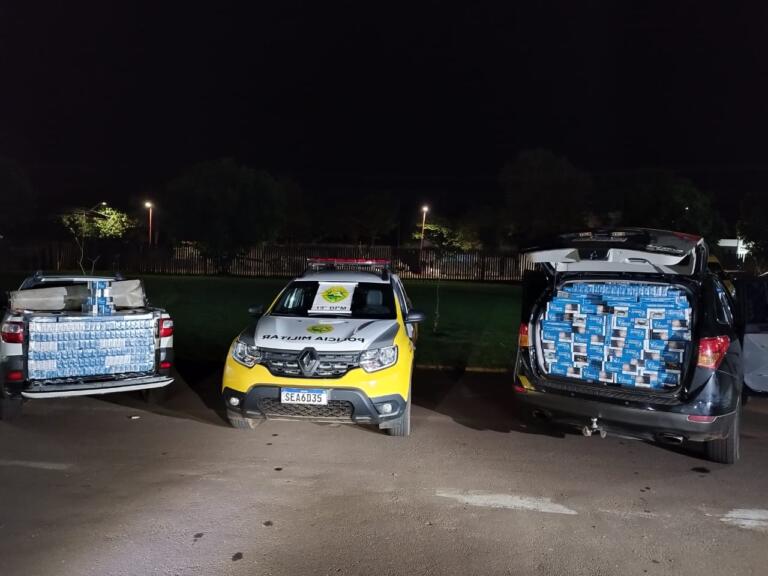 PM apreende dois veículos e 100 caixas de cigarros contrabandeados em Toledo