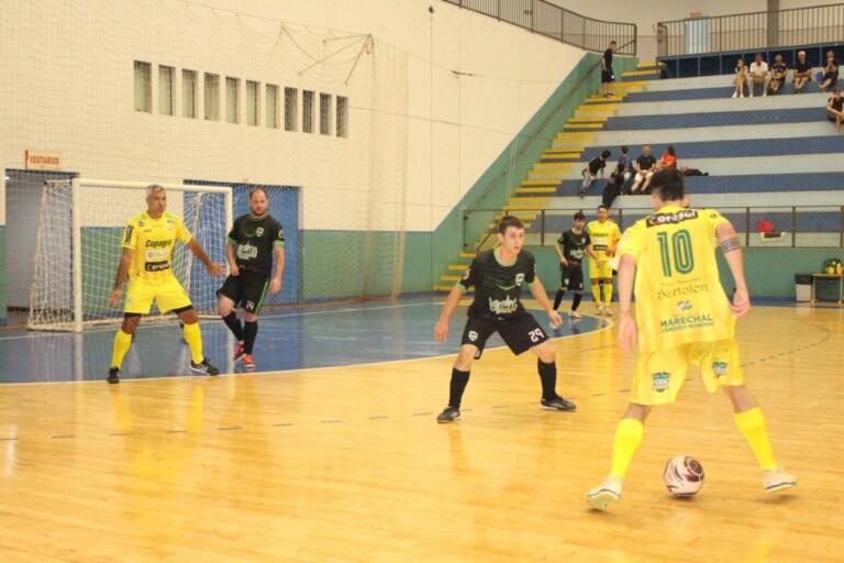 Design Pinturas vence AACC nos pênaltis e vai pegar RHS na semifinal