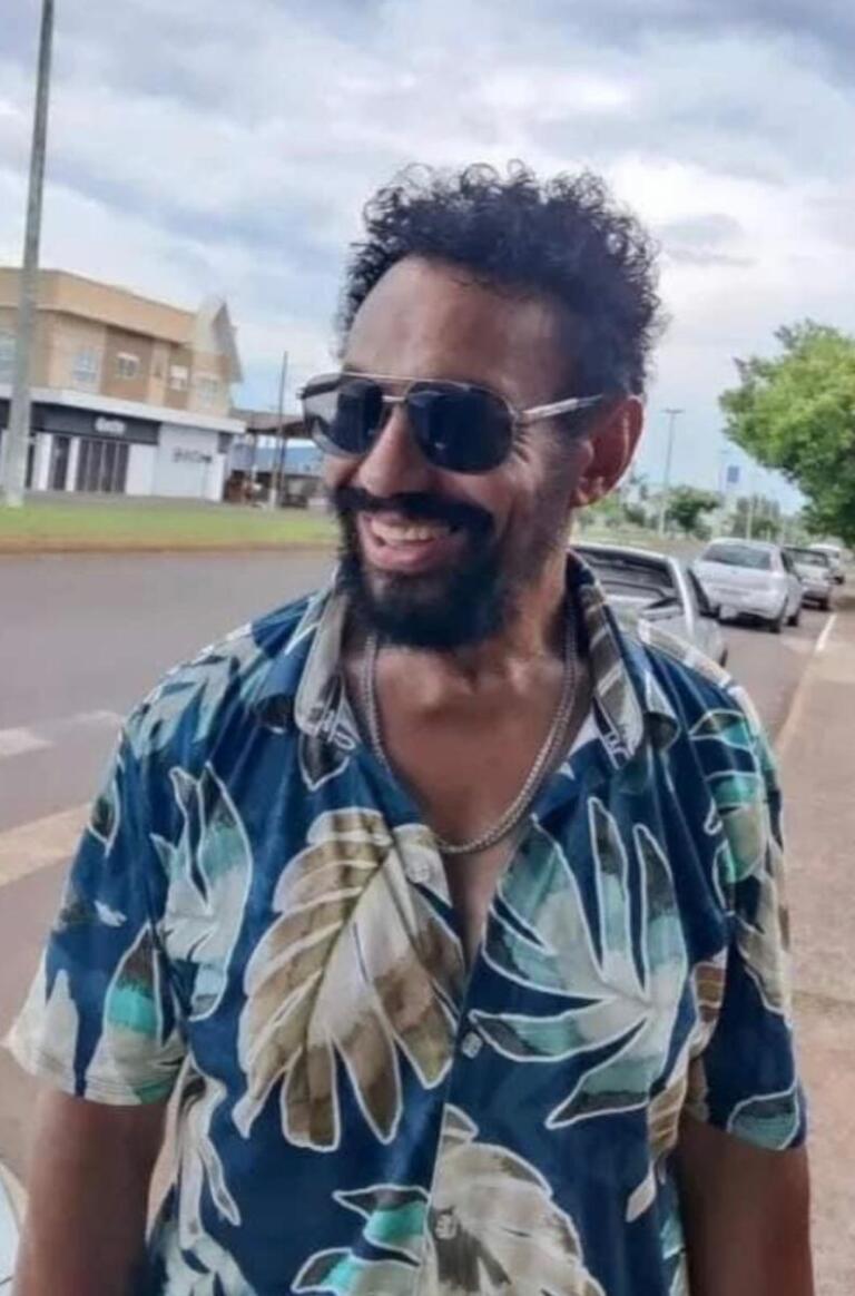 Aos 57 anos, cabeleireiro Zezão falece vítima de câncer