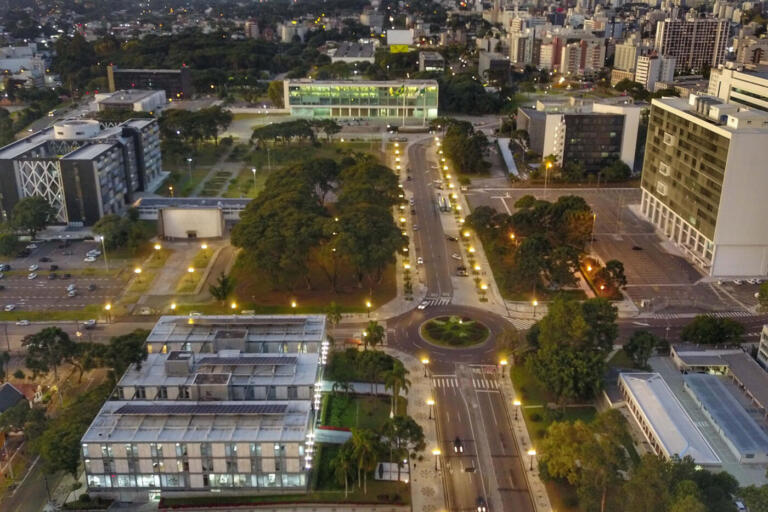 Destaque no cenário nacional, Paraná avança em ranking de solidez fiscal dos estados