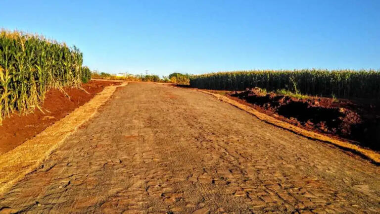 Suko propõe novamente pavimentação com pedras irregulares de 3,5 km em estrada na Linha Boa Vista