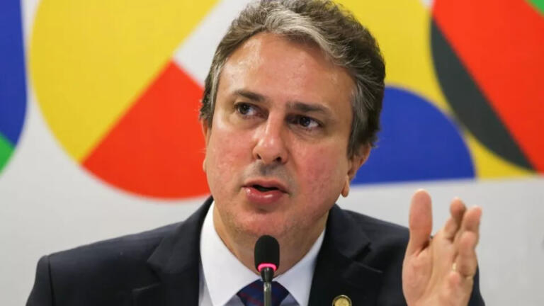 Ensino médio: consulta pública resulta em proposta de reestruturação