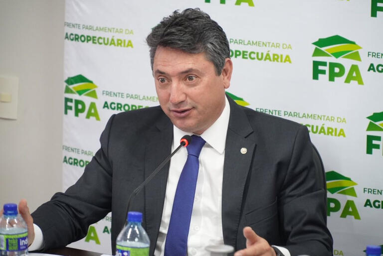 Frente Parlamentar Agropecuária debate circulação de máquinas agrícolas nas rodovias