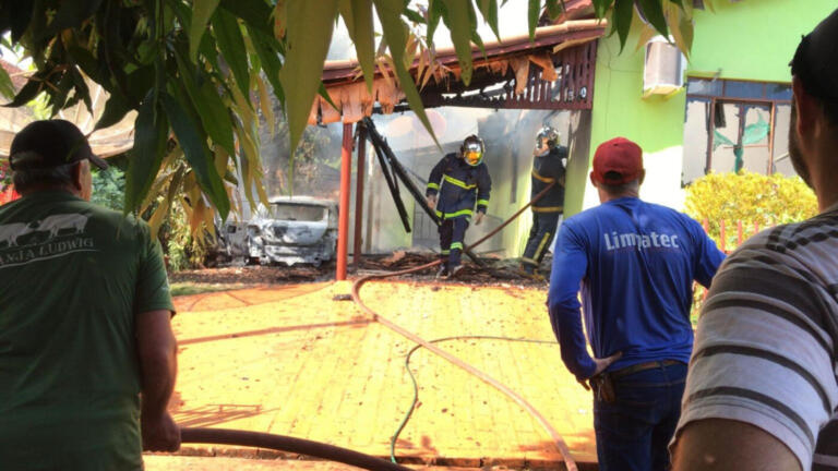 PM divulga relatório sobre esfaqueamento seguido de incêndio e suicídio em Santa Helena