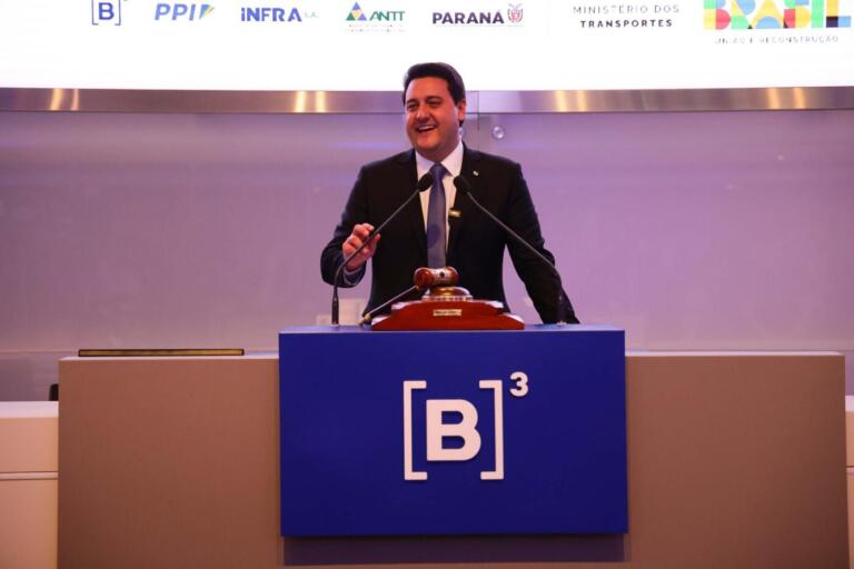 “Cumprimos o compromisso com o povo paranaense”, diz Ratinho Junior após leilão