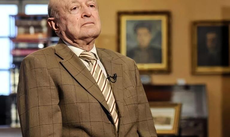 Morre no Rio, aos 83 anos, o acadêmico José Murilo de Carvalho